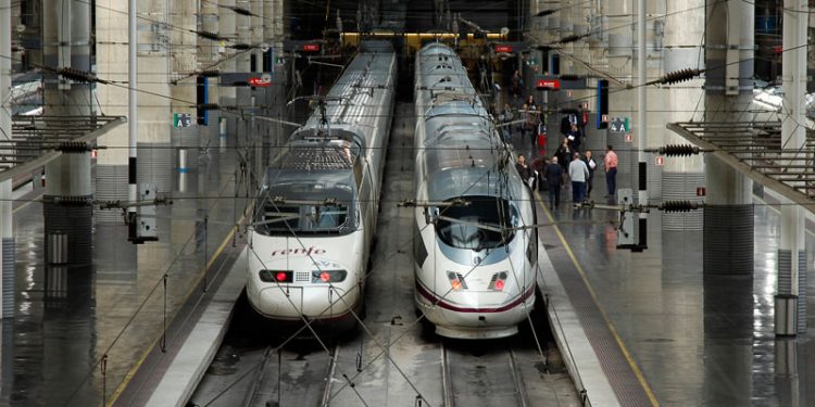 tren ave estacion