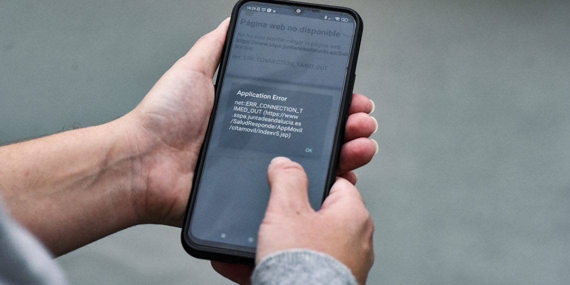 Un fallo informático de la Junta paraliza unas horas la vacunación de Covid-19 en Andalucía