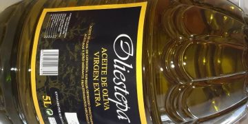 La Guardia Civil interviene 24400 litros de aceite de oliva fraudulento