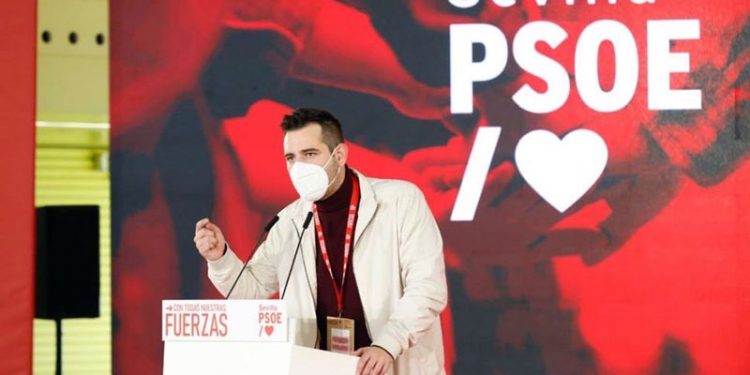 Alejandro Moyano: «Moreno Bonilla ni siquiera considera oportuno darle voz a la juventud andaluza»