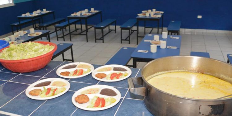 CCOO-Andalucía denuncia la brecha salarial que existe entre el personal de los servicios educativos complementarios