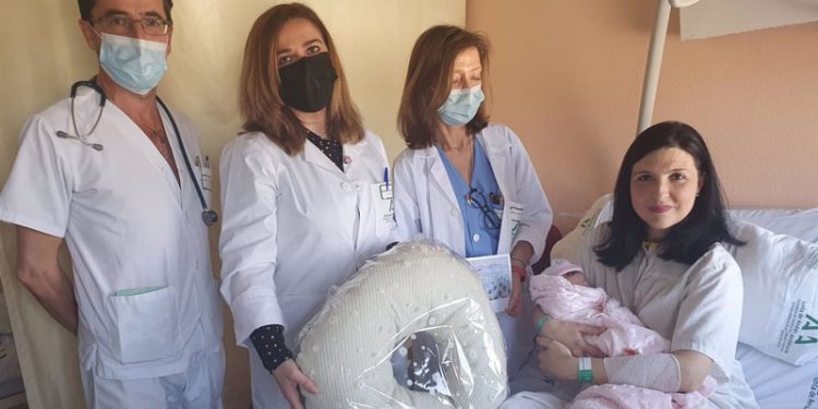 obsequio madres bebes nacidos dia de andalucia