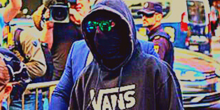 Cuco Falso Testimonio