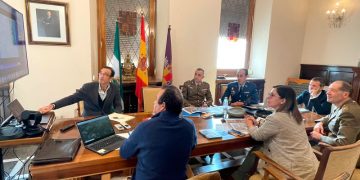 El Ayuntamiento, la Diputación y el INTA perfilan las necesidades para la creación del CETEDEX en Jaén