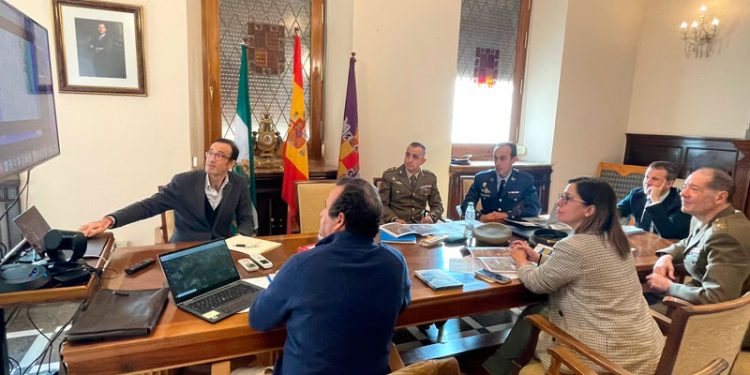 El Ayuntamiento, la Diputación y el INTA perfilan las necesidades para la creación del CETEDEX en Jaén