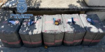 Detenido en Sevilla con 200 kilos de hachís en su coche