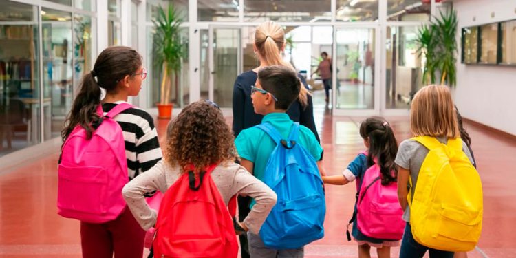 CCOO denuncia los recortes de la Junta en educación: «Somos la penúltima comunidad en inversión»