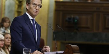 El Congreso rechaza a Feijóo en la primera votación