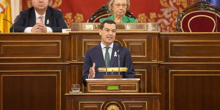 Moreno apunta que Cataluña «no debe aislarse», ya que es «parte fundamental» de España