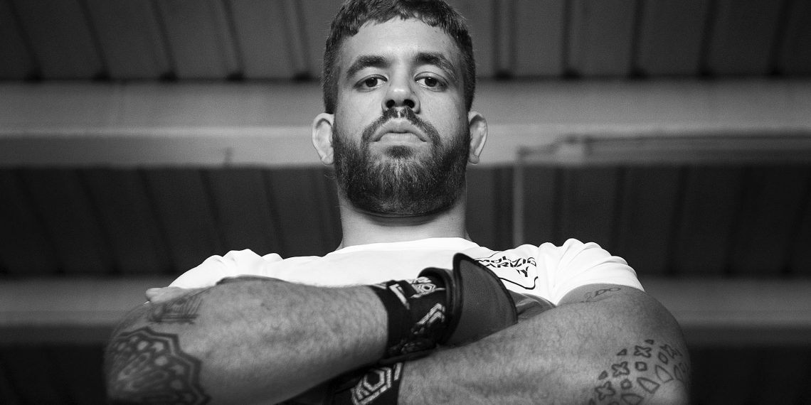 Manuel del Valle Bouzid: «Los deportes de contacto te enseñan que las cosas se consiguen con sacrificio y esfuerzo»