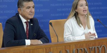 El PSOE critica que Juanma Moreno “sigue mintiendo y manipulando” con el Presupuesto de 2024