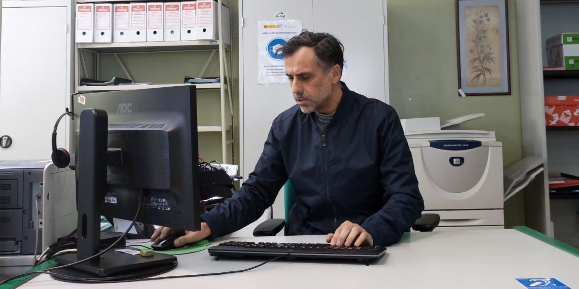Idas y venidas del subsidio de mayores de 52 años