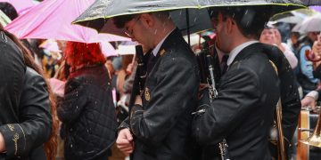 La hostelería sevillana cifra en un 50% la caída de la facturación por la lluvia en Semana Santa