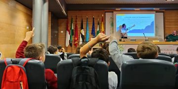 La Confederación Hidrográfica del Guadalquivir recibe la visita de 200 escolares en abril