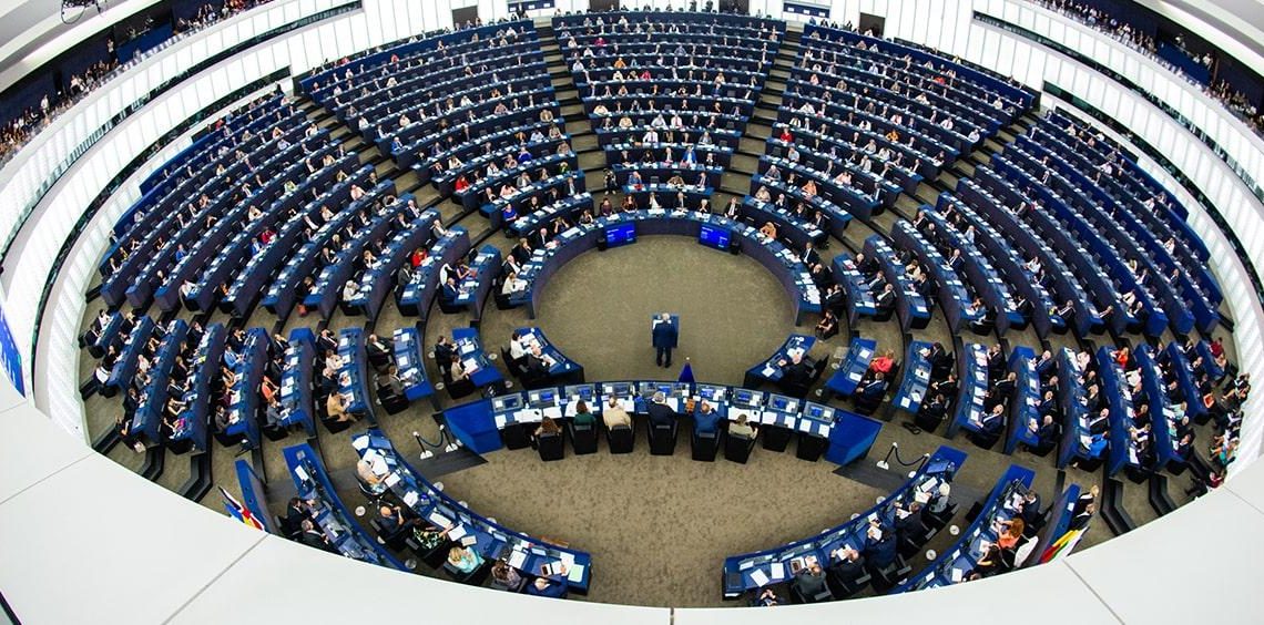 España elige a sus representantes al Parlamento Europeo