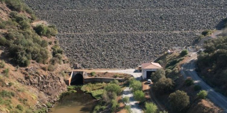 La CHG obtiene la autorización para mejoras en la presa de Huesna