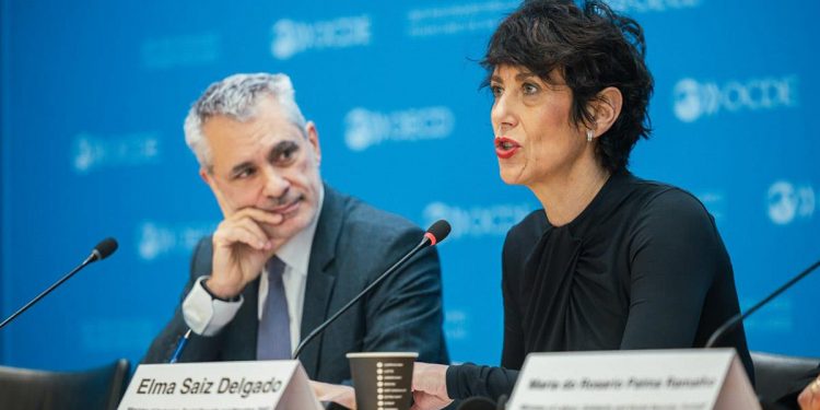 Saiz resalta la necesidad de foros multilaterales para afrontar desafíos globales y promover la inversión social