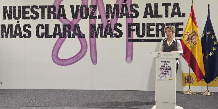 Aina Calvo presenta la campaña del 8M con un firme llamado a la unidad y la lucha por la igualdad
