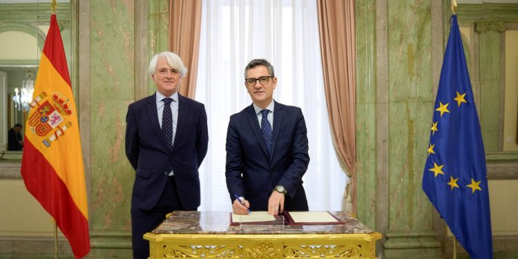 El Gobierno Aumenta un 8% la Retribución a los Abogados y Procuradores del Turno de Oficio