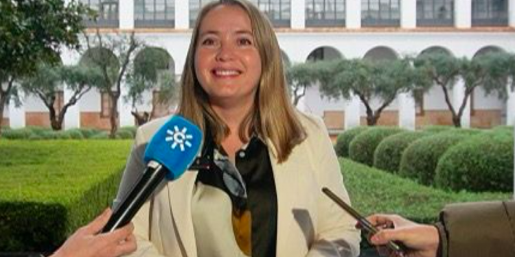 Alicia Murillo Critica la Postura del Gobierno de Moreno Bonilla ante la Quita de Deuda y las Políticas de Vivienda