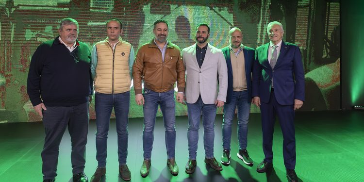 El Tribunal de Cuentas multa a Vox con 862.000 euros por donaciones irregulares entre 2018 y 2020