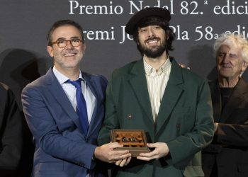 David Uclés gana el premio Nadal 2026 con «La ciudad de las luces muertas»