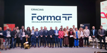 La Cruz Roja reconoce en Jaén a 8 empresas y entidades por contribuir a mejorar la calidad de vida de personas vulnerables.