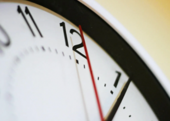 Se acerca el primer cambio de hora de 2026: ¿Qué día tendrá lugar?