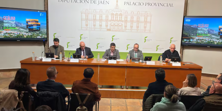 Diputación aporta un catálogo que reúne la oferta ecoturista del Parque Natural de Cazorla, Segura y Las Villas