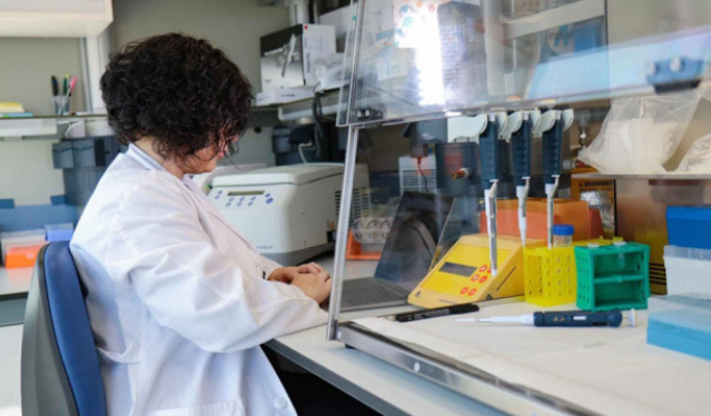 Las mujeres ya representan el 60,1% de los investigadores de la sanidad pública andaluza