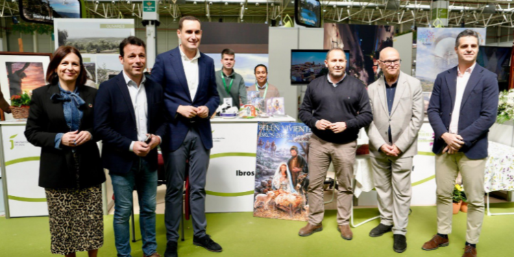 Ibros presenta su Belén Viviente en 3D y estrena nueva web turística en la Feria de los Pueblos
