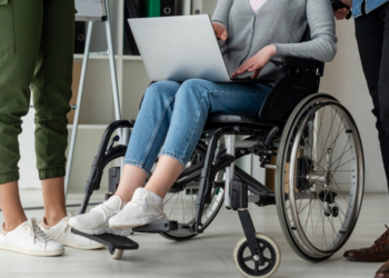 La Junta facilita la consulta de los expedientes de dependencia y la atención personalizada en las delegaciones provinciales