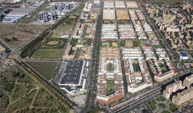 El PSOE exige un plan urgente para rescatar Parque Alcosa ante el gran abandono del barrio