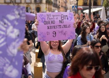 El feminismo toma las calles en el 8M con un mensaje claro contra el fascismo y la guerra