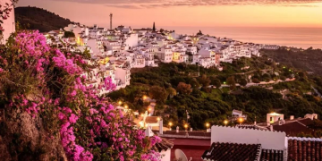 Andalucía más allá de lo evidente: pueblos blancos que parecen salidos de un sueño