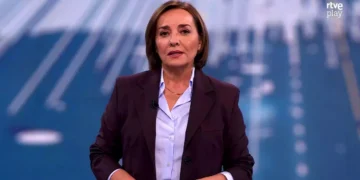 El cierre de Pepa Bueno en el Telediario se hace viral: una despedida en suspenso ante la tensión con Irán