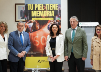 Andalucía lanza una campaña para prevenir el cáncer de piel y concienciar sobre los riesgos del sol