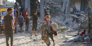 Un menor palestino es asesinado por Israel mientras recogía leña