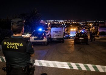 Un joven mata a sus padres y deja cuatro heridos graves en un tiroteo en El Ejido