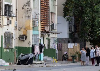 Las sombras del “milagro económico andaluz”: menos renta y más pobreza en plena campaña electoral