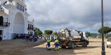 Aqualia prevé un consumo de 57 millones de litros de agua durante la romería de El Rocío, un 5% más que en 2025