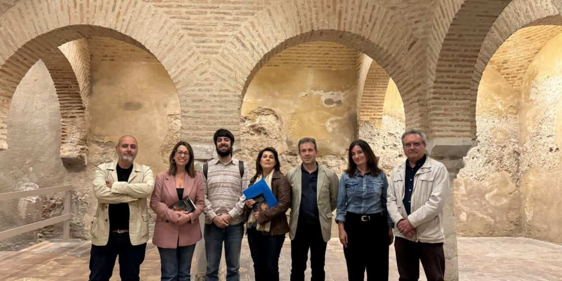 David Uclés llena los Baños Árabes de Jaén en la clausura del Aula de Literatura de la UNED