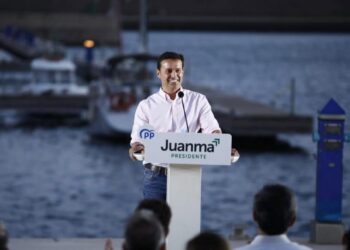 El caso mascarillas del PP de Almería estrecha el cerco judicial mientras Moreno Bonilla mantiene el silencio