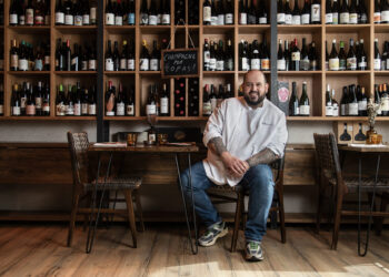 El chef granadino José Miguel Valdivieso lleva los sabores de Andalucía a Madrid desde el corazón de Embajadores