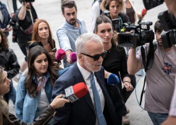La defensa de Begoña Gómez lleva al juez Peinado ante el CGPJ tras conocer por la prensa el auto de juicio oral