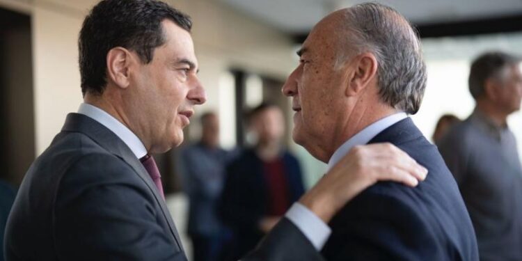 El PSOE andaluz carga contra Moreno Bonilla por el caso Landaluce y le acusa de actuar como encubridor