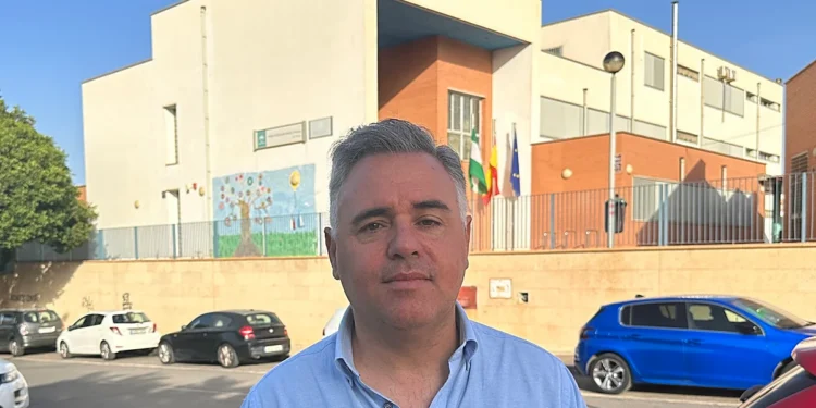 El PSOE reclama ampliar el plan de climatización de los colegios de Almería ante el aumento de las olas de calor