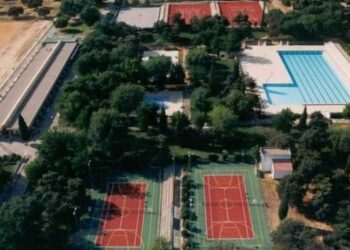 Licitación de la reforma del Parque Deportivo La Garza en Linares