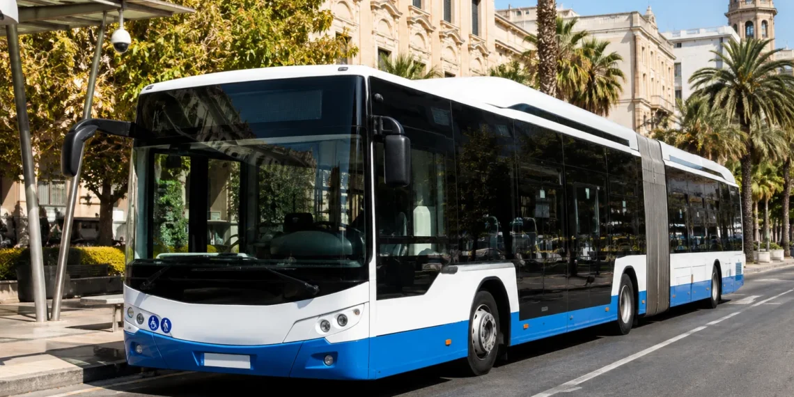 34 megabuses híbridos EMT Málaga incorporados a la flota municipal