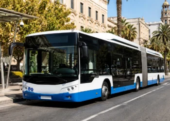 34 megabuses híbridos EMT Málaga incorporados a la flota municipal